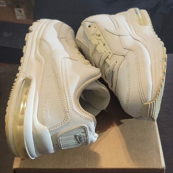 Nike Air Max Limited Rare Triple White (2014) Mens 11.5 EUC - Picture 7 of 10